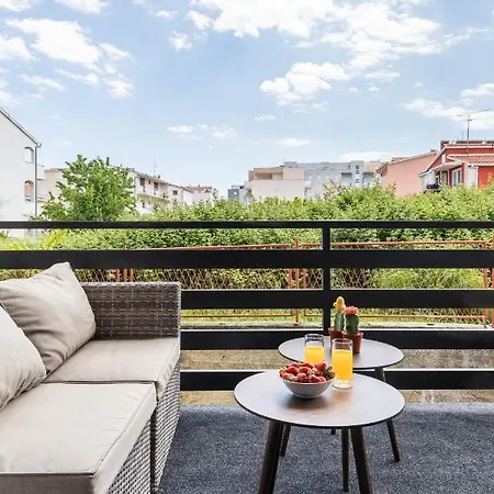 Апартаменты Seka's Family *