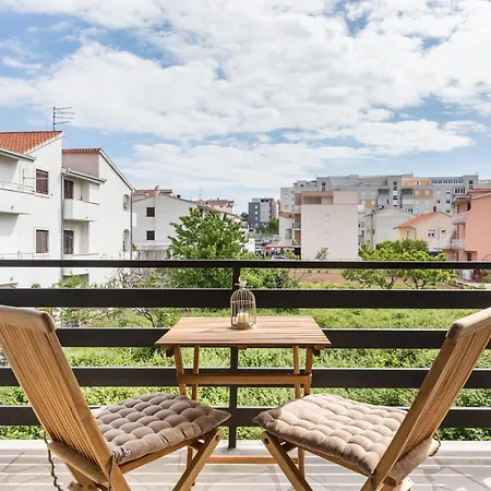 Seka's Family Apartment *